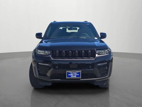 New 2026 Jeep Grand Cherokee L Limited AWD/4WD image 2