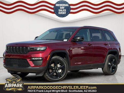 Certified 2023 Jeep Grand Cherokee Limited w/ Black Appearance Package AWD/4WD image 1