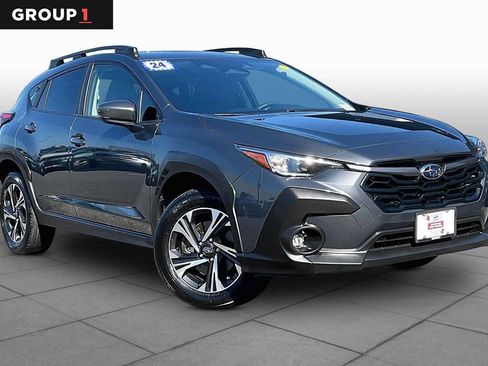 Used 2024 Subaru Crosstrek 2.0i Premium AWD/4WD image 3