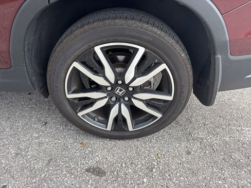 Used 2022 Honda Pilot Elite image 7