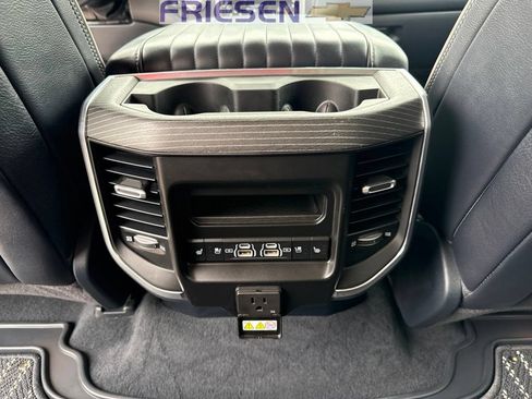 Used 2023 RAM 1500 Limited AWD/4WD image 17
