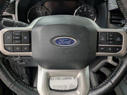 Used 2024 Ford Expedition Max XLT image 17
