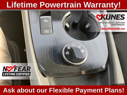 Used 2023 Nissan Rogue S image 24