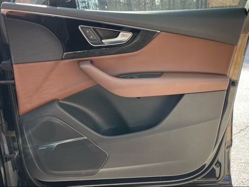 Used 2019 Audi Q7 3.0T Premium Plus w/ Premium Plus Package image 21