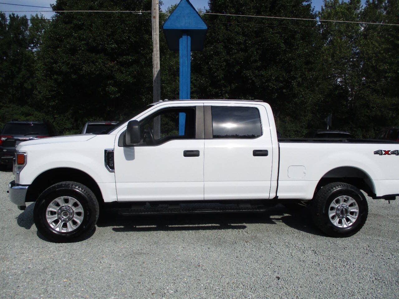 Used 2021 Ford F250 XL w/ STX Appearance Package AWD/4WD image 2