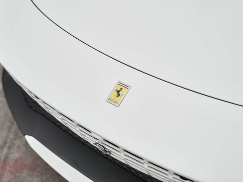 Used 2024 Ferrari Roma Spider image 10