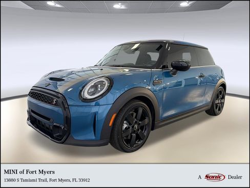 Certified 2024 MINI Cooper S image 1