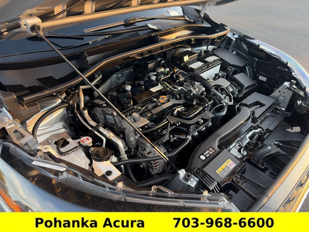 Used 2023 Toyota Corolla Cross LE AWD/4WD image 29