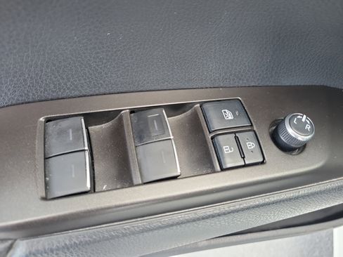 Used 2021 Toyota Camry XSE w/ Navigation Package FWD image 20