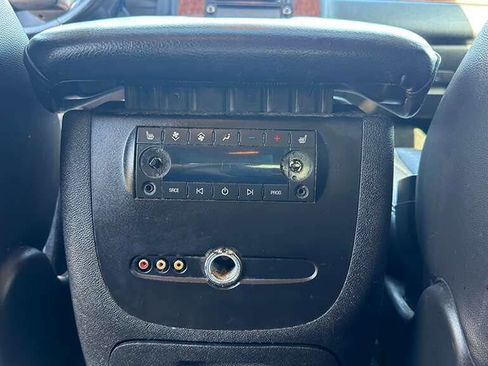 Used 2007 Chevrolet Tahoe LTZ w/ LTZ Preferred Equipment Group AWD/4WD image 23