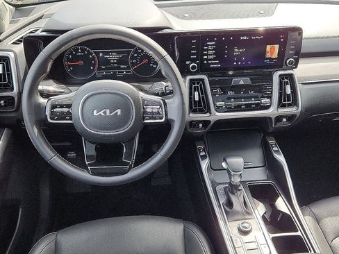 Certified 2023 Kia Sorento S w/ Panoramic Sunroof Package image 11