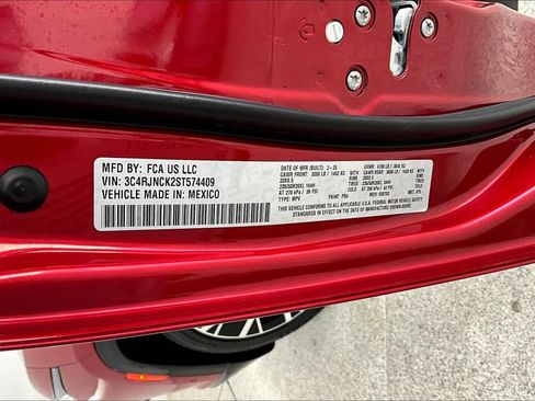 Used 2025 Jeep Wagoneer S Limited image 42