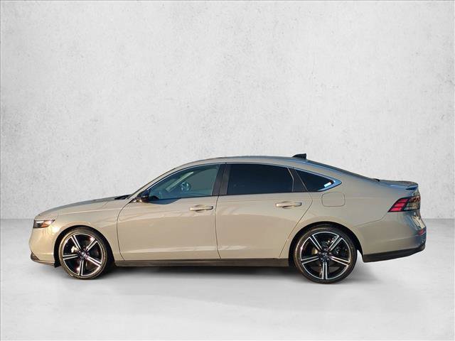 Used 2025 Honda Accord Sport image 9