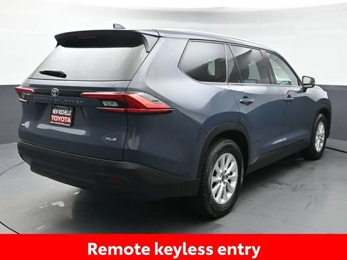 Certified 2024 Toyota Grand Highlander AWD image 7