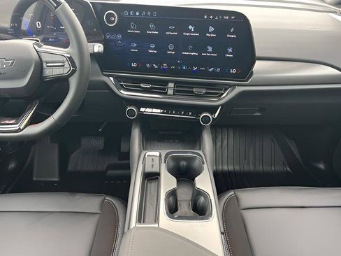 New 2026 Chevrolet Equinox EV RS w/ Active Safety Package 3 AWD/4WD image 24