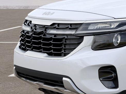 New 2026 Kia Seltos S FWD image 12