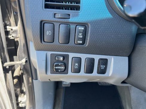 Used 2010 Toyota Tacoma 4x4 Access Cab V6 image 14
