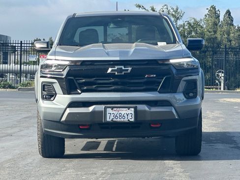 Used 2024 Chevrolet Colorado Z71 w/ Z71 Convenience Package 2 AWD/4WD image 9