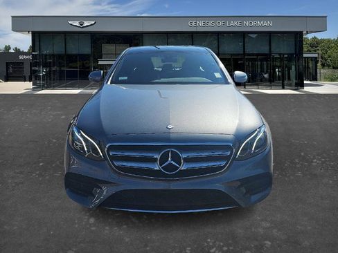 Used 2017 Mercedes-Benz E 300 image 2