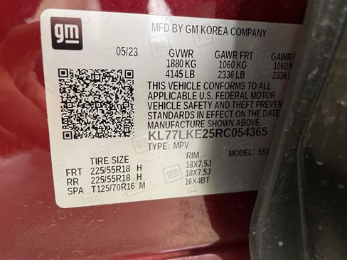 Used 2024 Chevrolet Trax ACTIV w/ Sunroof Package image 32