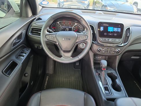 Used 2024 Chevrolet Equinox RS w/ RS Leather Package FWD image 10