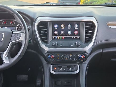 Used 2022 GMC Acadia SLE w/ Driver Convenience Package image 17