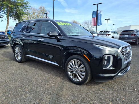 Used 2020 Hyundai Palisade Limited image 3