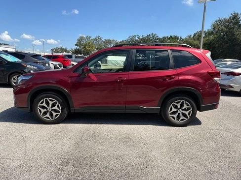 Used 2020 Subaru Forester Premium w/ Popular Package #1 AWD/4WD image 2