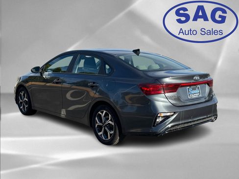 Used 2021 Kia Forte LXS image 4