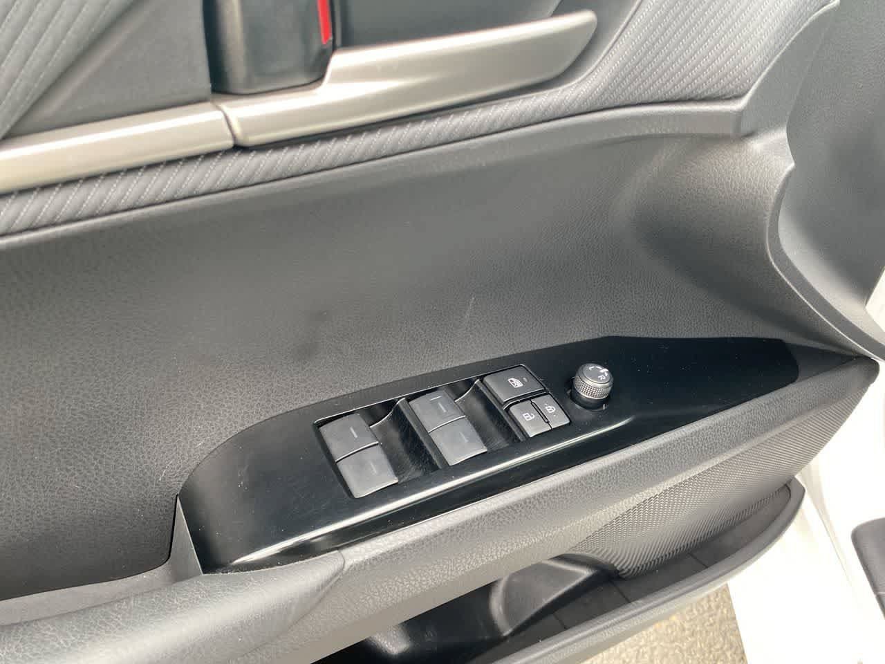 Certified 2025 Toyota Camry SE FWD image 13