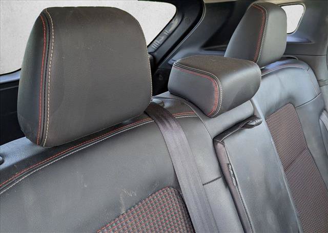 Used 2025 Nissan Kicks SR AWD/4WD image 15