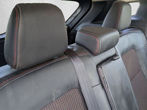 Used 2025 Nissan Kicks SR AWD/4WD image 15