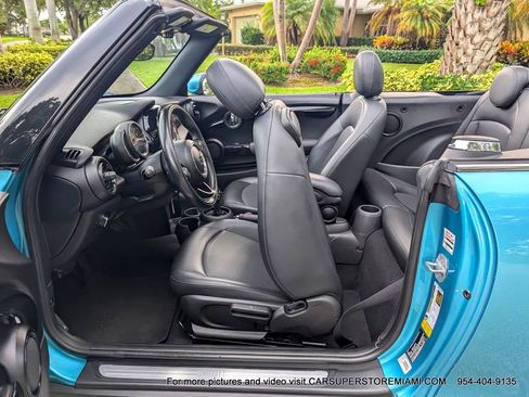 Used 2020 MINI Cooper Convertible image 41
