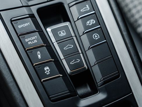 Used 2014 Porsche 911 Carrera S RWD image 42