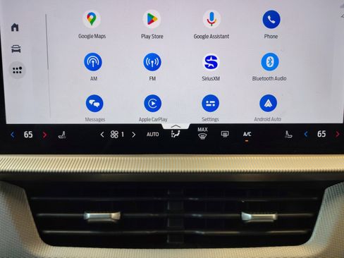 Used 2025 Ford Explorer Active image 20