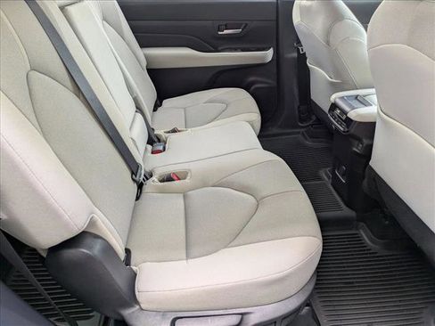 Used 2025 Toyota Grand Highlander AWD Hybrid image 20