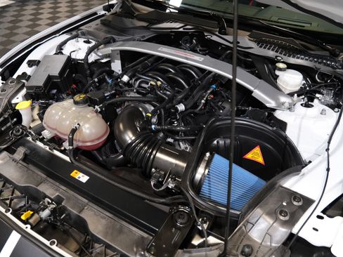 Used 2019 Ford Mustang Shelby GT350R w/ GT350R Equipment Group 920A RWD image 44