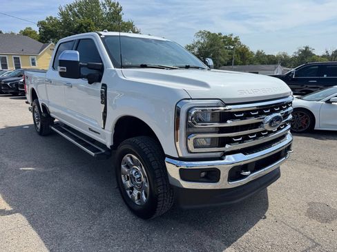 Used 2024 Ford F250 Lariat w/ Chrome Package AWD/4WD image 8