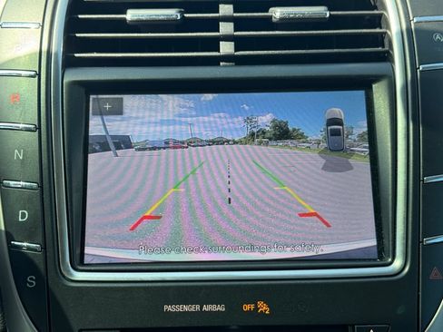 Used 2020 Lincoln Nautilus Reserve AWD/4WD image 25