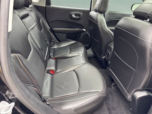 Used 2019 Jeep Compass Limited image 34