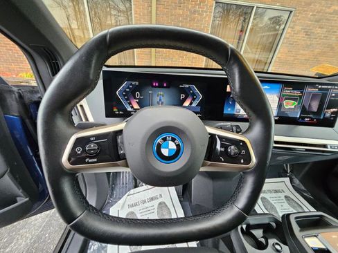 Used 2023 BMW iX xDrive50 w/ Ultimate Package 2 image 33