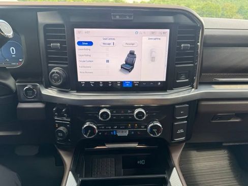 Used 2025 Ford F350 King Ranch AWD/4WD image 28