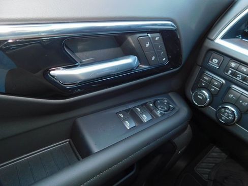 New 2026 Chevrolet Suburban Z71 w/ Comfort Package image 38