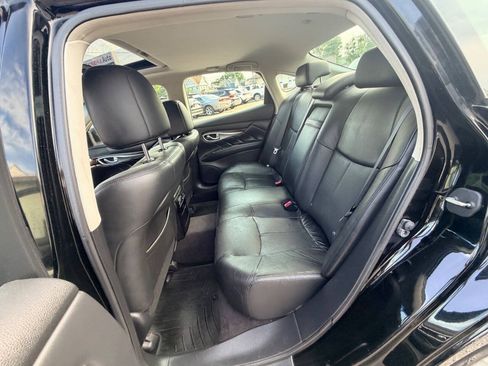 Used 2011 INFINITI M37 x w/ Premium Pkg AWD/4WD image 32