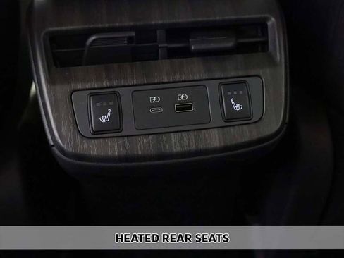 Used 2023 Nissan Ariya FWD image 8