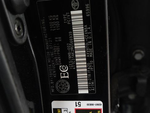 Used 2021 Toyota Camry LE image 24