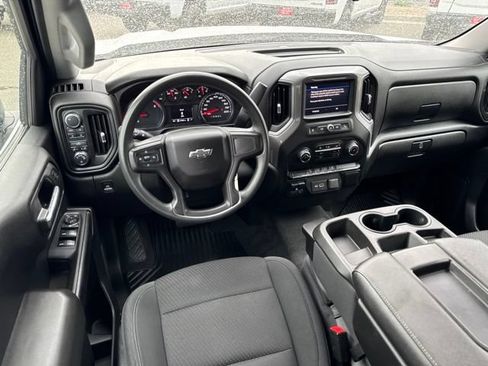 Used 2021 Chevrolet Silverado 1500 Custom Trail Boss AWD/4WD image 23
