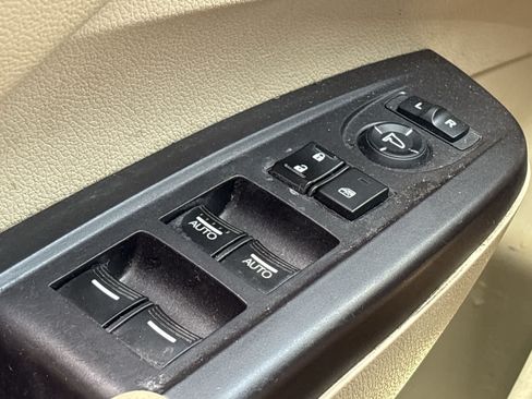 Used 2015 Acura RDX AWD w/ Technology Package image 22