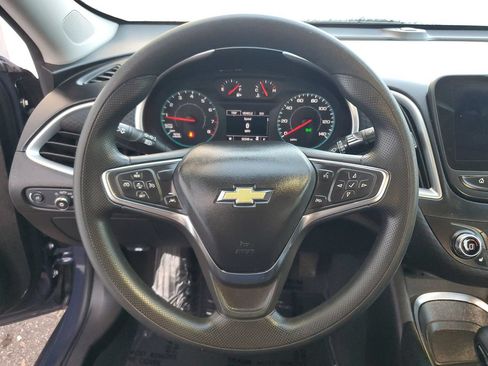 Used 2025 Chevrolet Malibu LT FWD image 21
