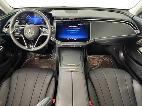 Used 2026 Mercedes-Benz E 350 4MATIC Sedan image 22
